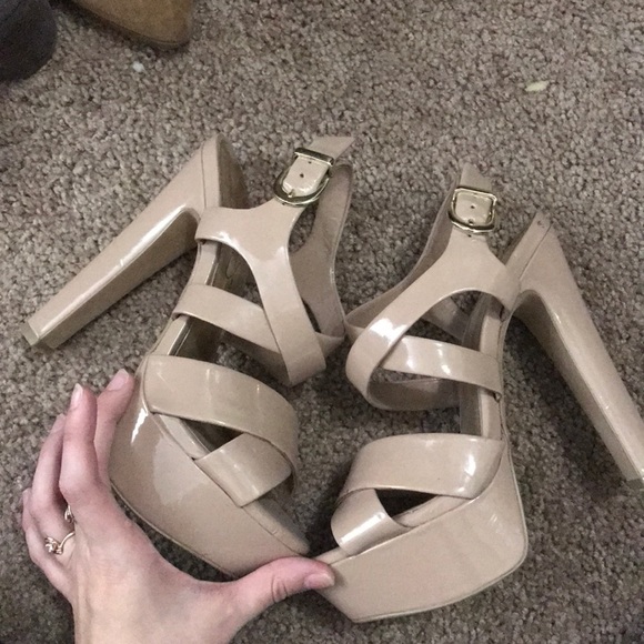 Jessica Simpson Shoes - Nude Jessica Simpson Heels
